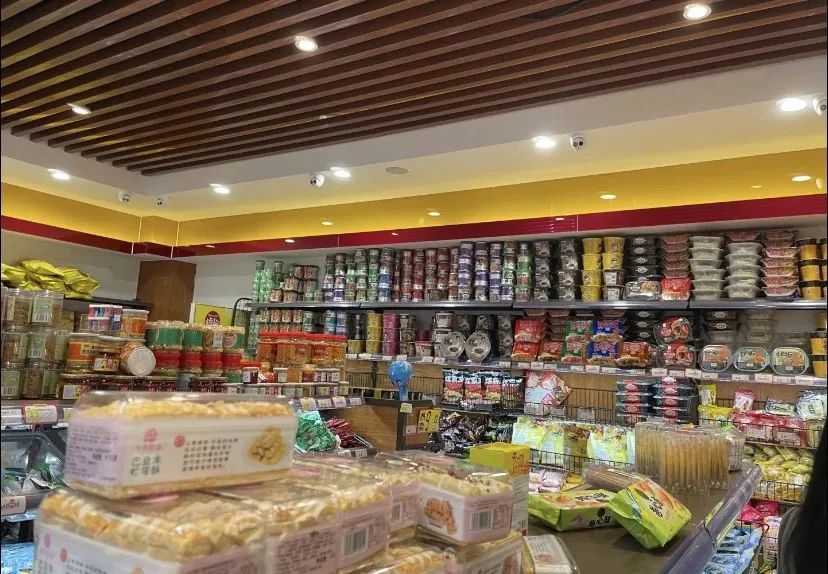零食行业进入平价时代？休闲食品行业现状如何